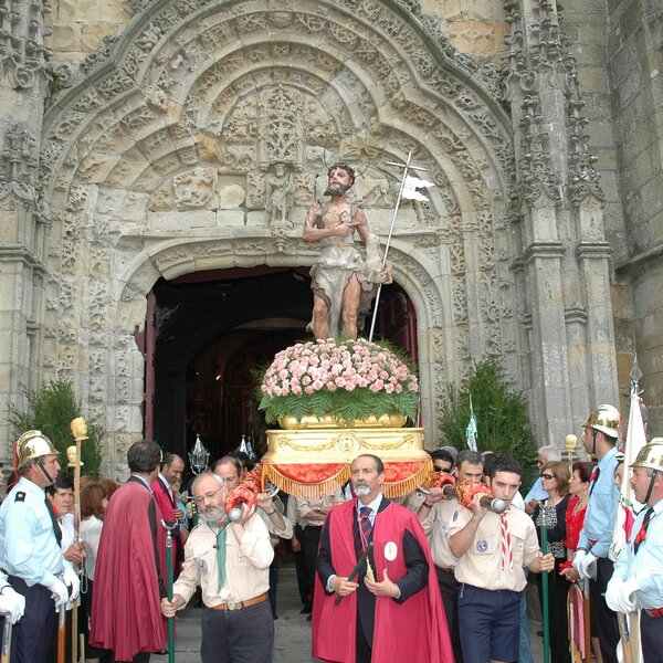 Costumes e Tradições